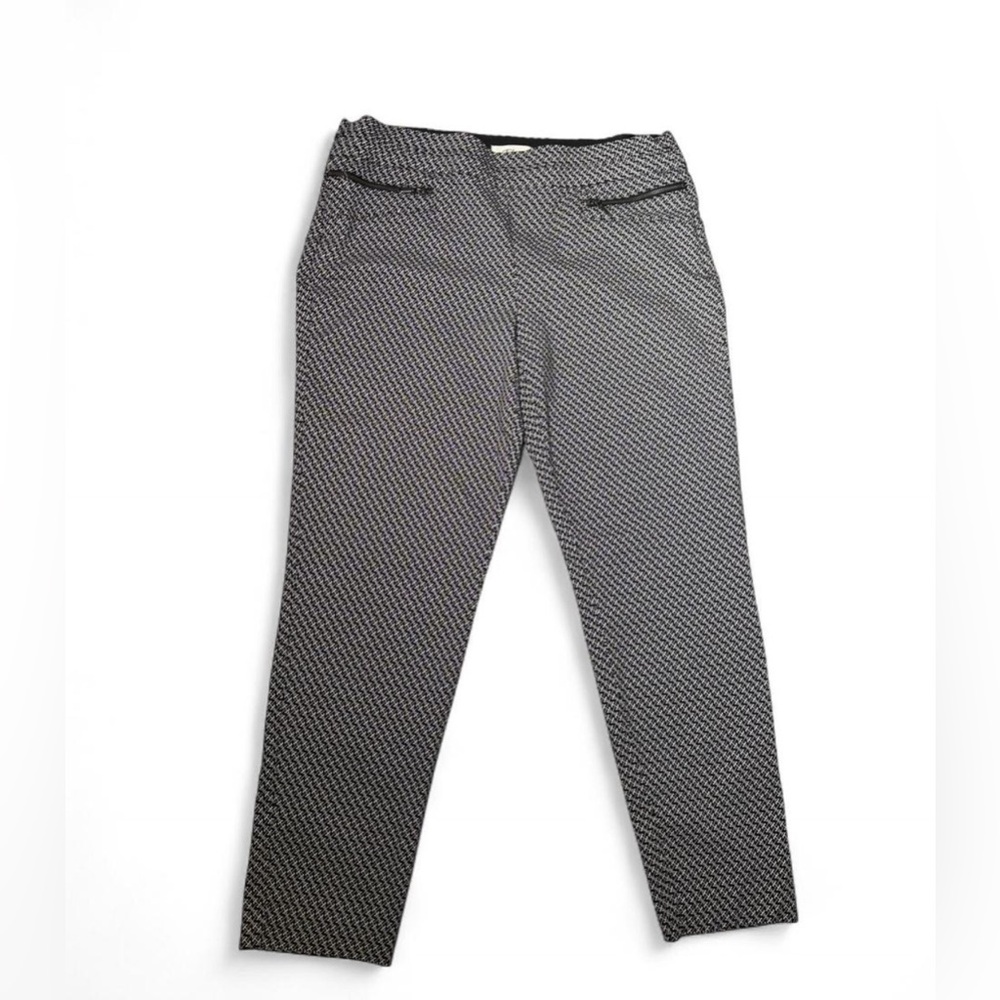 Takara Black and White Apparel